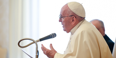 Francisco alerta del uso sin escr�pulos de redes sociales entre los j�venes