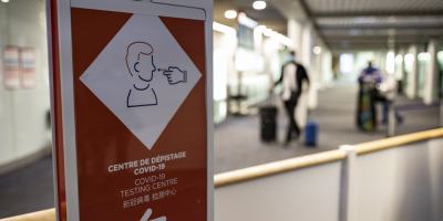 Francia experimenta los test a todos los alumnos de una clase con un positivo