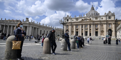 El Vaticano suspender� el sueldo a empleados que no presenten pase sanitario