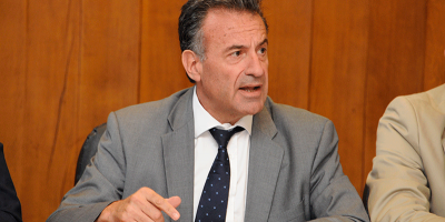 Salinas no es afiliado a Cabildo Abierto y no dona parte de su sueldo al partido