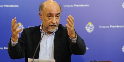 Mieres: hay da�os "irrecuperables" por el paro en el puerto