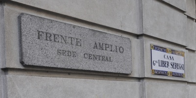 Mesa Pol�tica del FA respald� pedido de renuncia a Heber