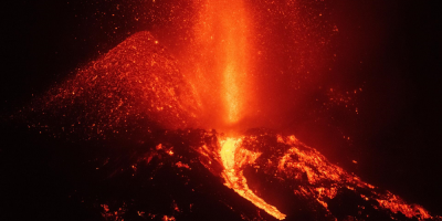 La lava del volc�n de La Palma afecta ya 400 hect�reas y delta ocupa casi 30