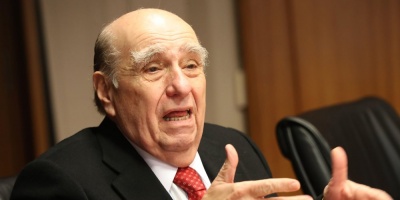 Sanguinetti consider� que el Frente Amplio est� "ensoberbecido" y que es "lo mismo" que el PIT-CNT