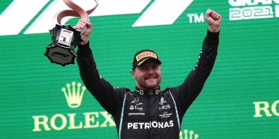 Bottas: "Hace tiempo que no ganaba, sienta bien"