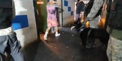 Incautaron casi 800 �cortes� carcelarios en el ex Comcar