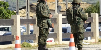 La Justicia condena a ocho militares que mataron a dos civiles en R�o