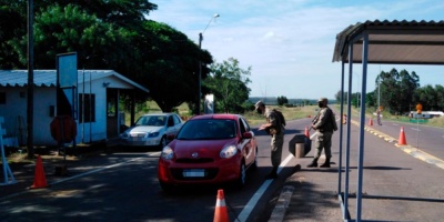 Aduanas pide colaboraci�n de militares en fronteras durante temporada de verano