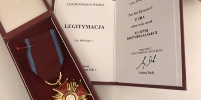 Duda, joven prodigio del ajedrez, es condecorado por presidente polaco