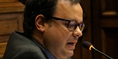 Schipani propuso ampliar investigaci�n por licencias irregulares en Secundaria