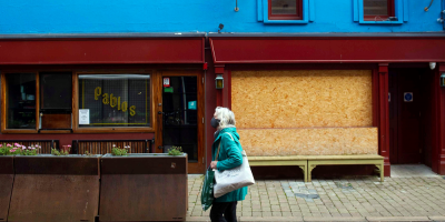 Irlanda frena la baja de restricciones ante el aumento de positivos y hospitalizaciones