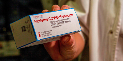 Estados Unidos aprueba las dosis de refuerzo de Moderna y Janssen