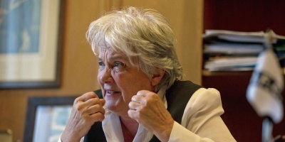 Topolansky: Lacalle "ha tenido suerte" de que ministros cesados no "le encajaran un pi�azo"