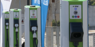 Instalarn seis puntos de carga elctrica para vehculos en el departamento de Salto