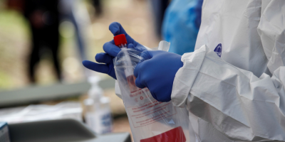 Los casos globales de COVID-19 suben por segunda semana consecutiva