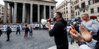 Italia permite a las ciudades prohibir manifestaciones en el centro histrico