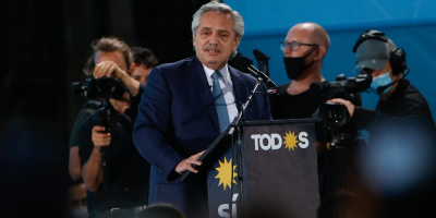 Fernndez pide a los argentinos que "se expresen" en las urnas