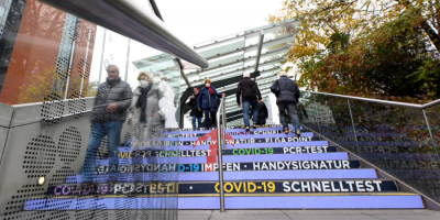 Pases europeos aumentan las restricciones para afrontar nueva ola de covid