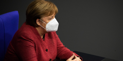 Merkel urge a establecer un indicador hospitalario para endurecer medidas