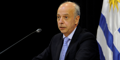 Garca: "Toda institucin debe tener capacidad de crtica y autocrtica"