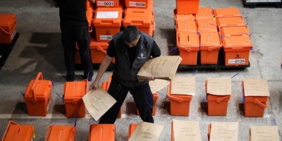 Comicios BPS: encuentran materia fecal en un sobre y reciben aviso de votante con COVID-19