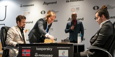 Magnus Carlsen saca dos puntos de ventaja al retador Ian Nepomniachtchi 