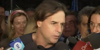 Lacalle Pou remarc� importancia de tercera dosis de vacuna contra COVID-19