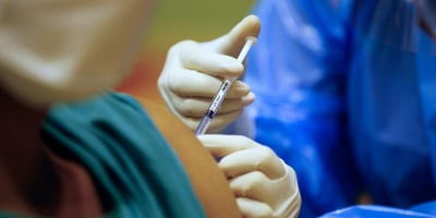 Sinovac prevé tener nueva versión de su vacuna contra ómicron en tres meses