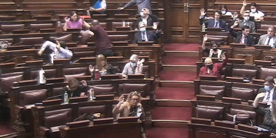 Bancada de diputados del Frente Amplio pidi este jueves la renuncia del Germn Cardoso a su banca