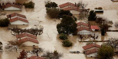Muere una mujer por las fuertes lluvias, que ponen al norte en situacin crtica