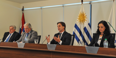 Uruguay no firma y bloquea la rebaja arancelaria del Mercosur 