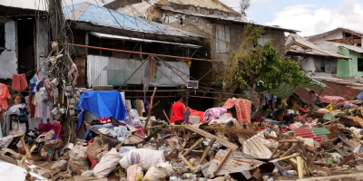 Ascienden a 375 los muertos por el tifn Rai en Filipinas