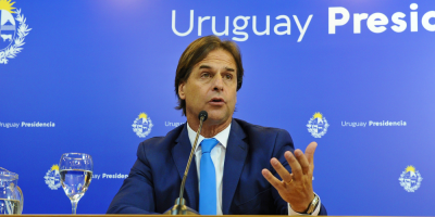 Regla sobre consenso del Mercosur "ha cado en desuso", dijo Lacalle Pou
