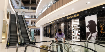 Israel impone nuevas restricciones en centros comerciales contra la covid-19