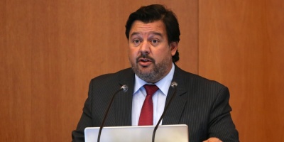 El gobierno present el programa de estrategia climtica de largo plazo que incluye el cierre de la refinera de La Teja para el ao 2035