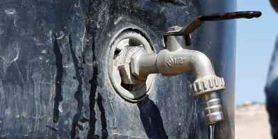 La reparaci�n de una v�lvula afecta el suministro de agua en varios barrios