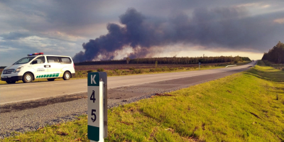 Bomberos controlaron incendio sobre Interbalnearia, pero continan focos en Algorta