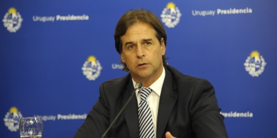 Lacalle analiza sumar a la Fuerza Area para combatir el incendio en el litoral