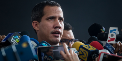 Guaid insiste en que es "presidente" de Venezuela y del Parlamento