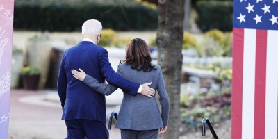 Biden pide cambiar las reglas del Senado para "proteger la democracia"