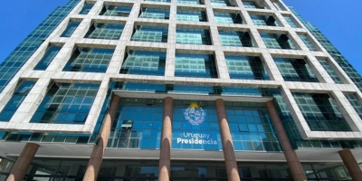 Conceder�n si lo solicitan, la cadena de radio y tv a los comandos a favor y en contra del refer�ndum de la LUC 