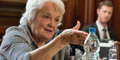 Topolansky renunciar� a su banca en el Senado 