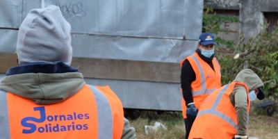 Gobierno ofrecer� a intendencias hacerse cargo de los aportes patronales para extender los Jornales Solidarios