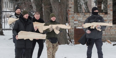 Rusia anuncia que algunas unidades militares regresan a sus cuarteles