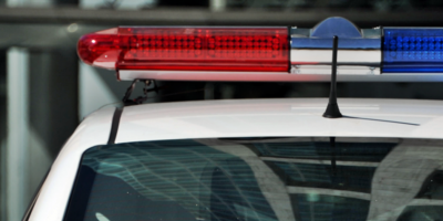 Dos policías heridos tras ser atacados a balazos