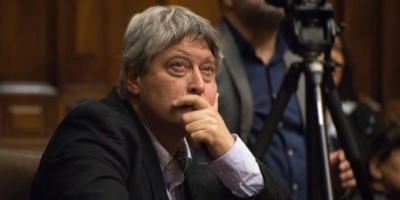 La Comisi�n Nacional Pro Refer�ndum solicit� formalmente el uso de la cadena nacional de radio y televisi�n 