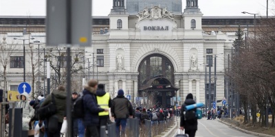 Casi 26.000 refugiados ucranianos entraron el mi�rcoles a Ruman�a