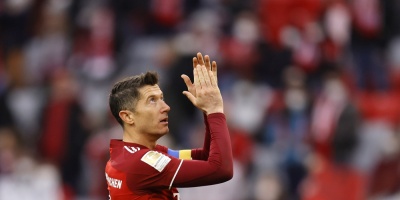 Lewandowski fulmina al Salzburgo en 23 minutos