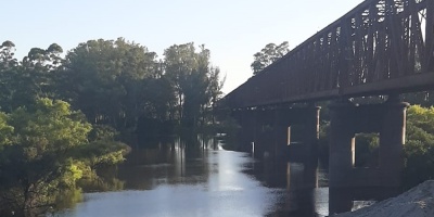 Vecinos de Durazno denuncian desmantelamiento del puente sobre el R�o Y�
