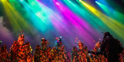 Asaltantes con patente la murga ganadora del Carnaval